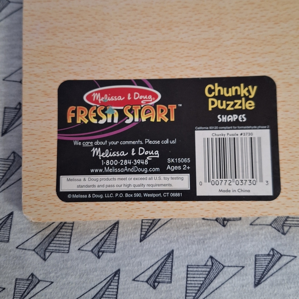Melissa & Doug Chunky Shapes Puzzle Play & Learn 2+ years - Picture 3 of 6